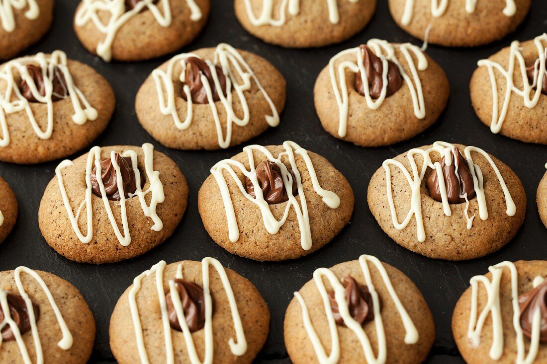 Espresso and hazelnut biscuits decorated with chocolate spread