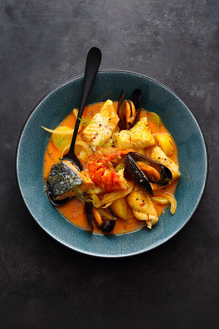 Pot-au-feu made from gourmet fish with lobster and mussels (France)