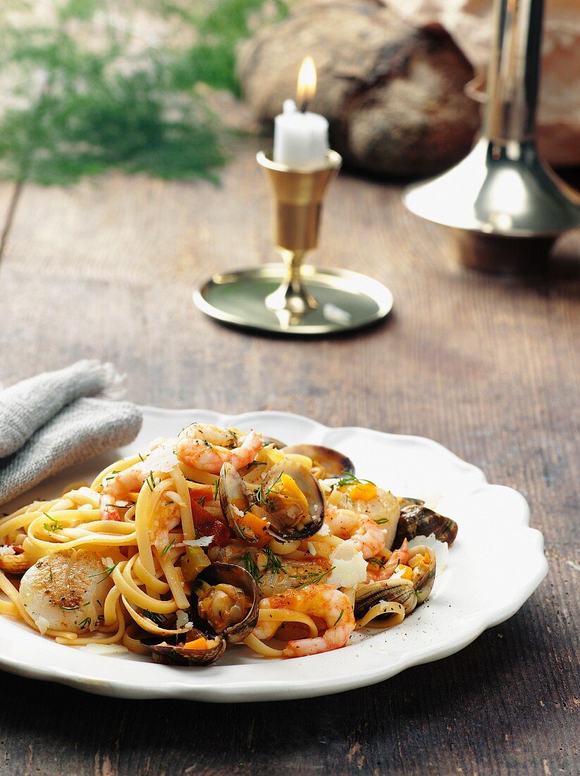 Seafood with pasta