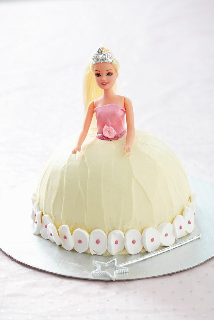 Barbie-Torte für die Feen-Party