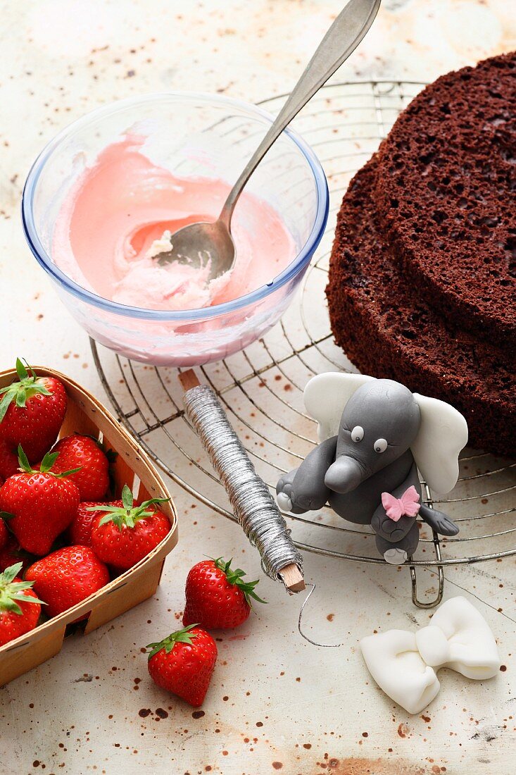 Zutaten für Erdbeersahne-Torte