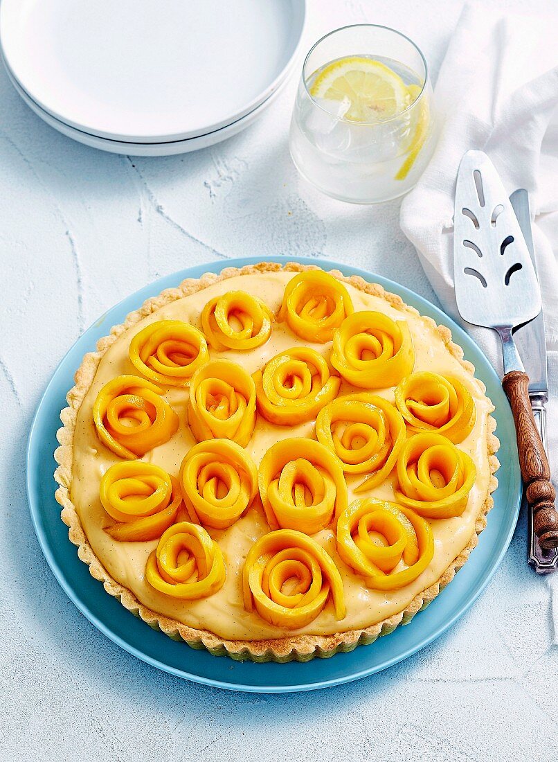 Mango berry tart