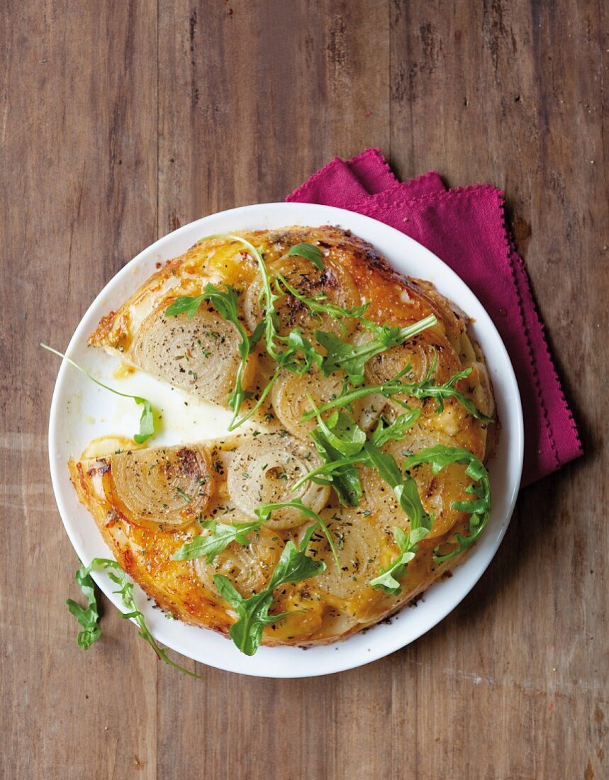 Potato and onion cake with garlic and thyme