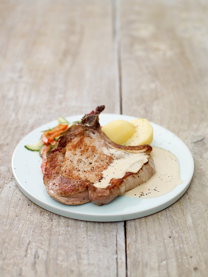 Pork chops with a creamy mustard sauce