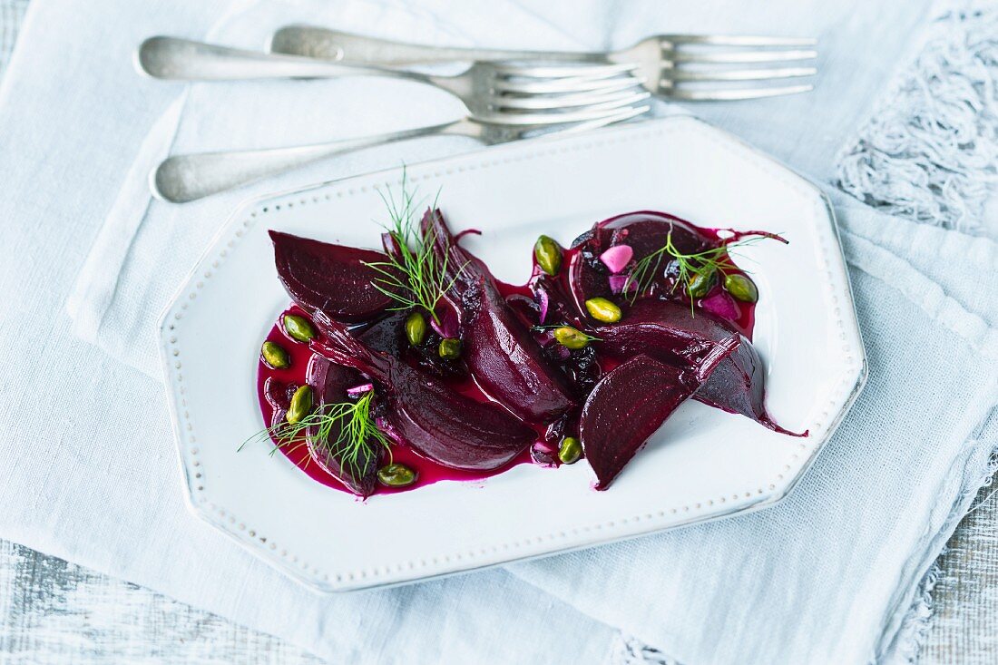 Marinated beetroot with pistachios