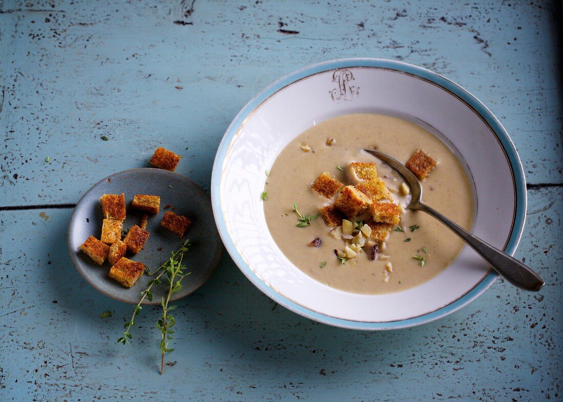 Chestnut soup with thyme croutons