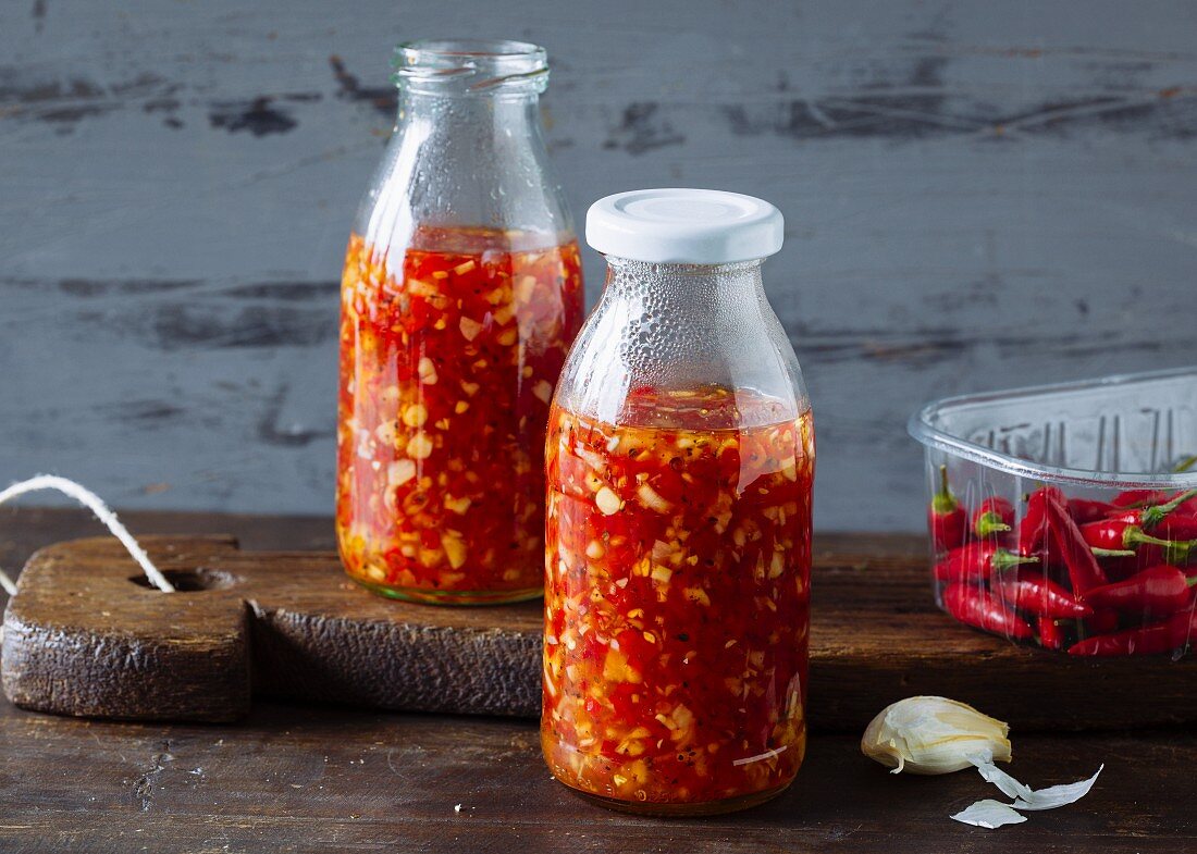 Homemade sweet-and-sour chilli sauce