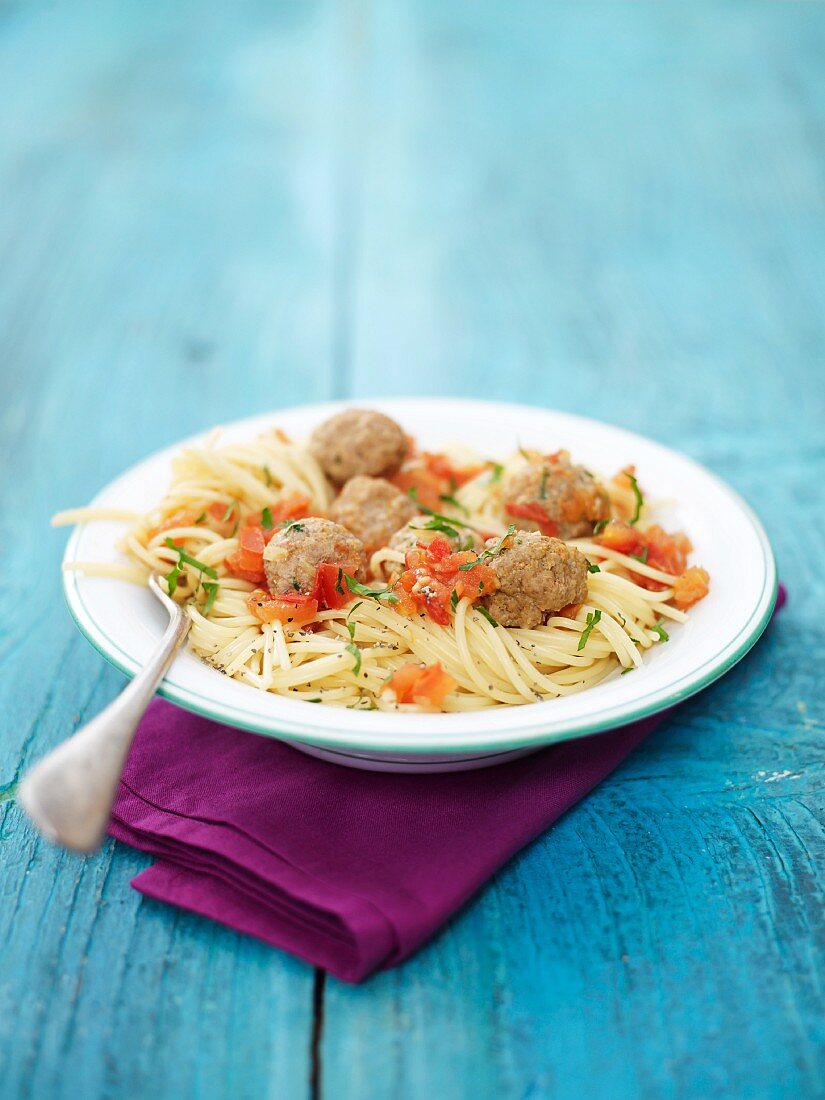 Spaghetti mit Hackfleischbällchen