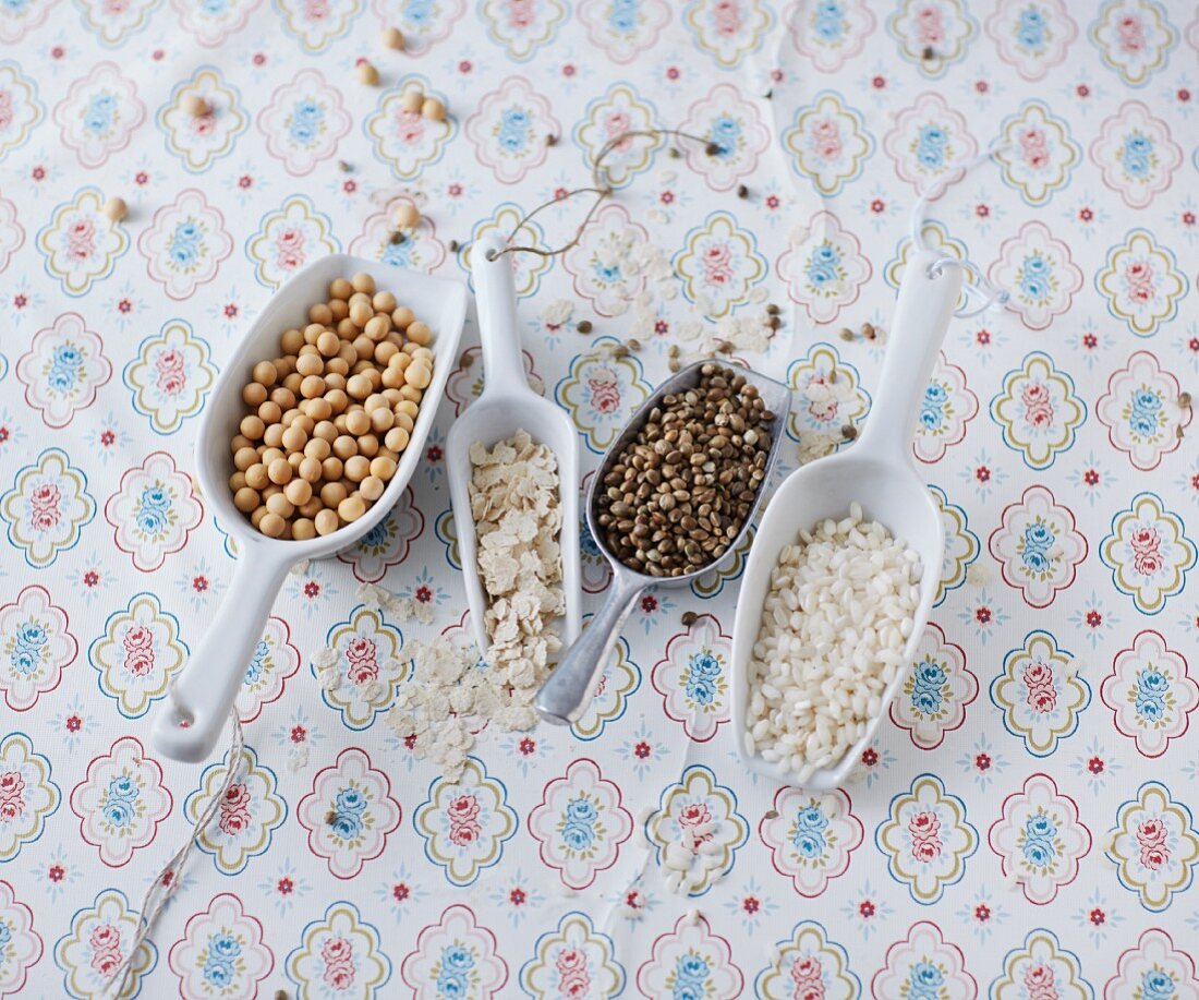 Dried soya beans, oats, hemp seeds and rice