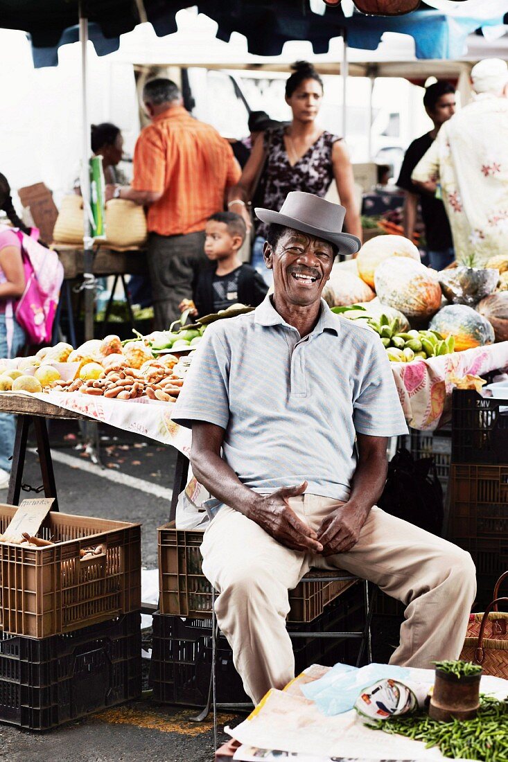 Market scene on La Réunion