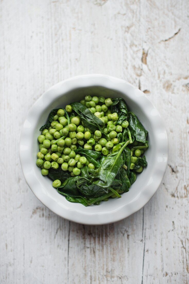 Peas with spinach