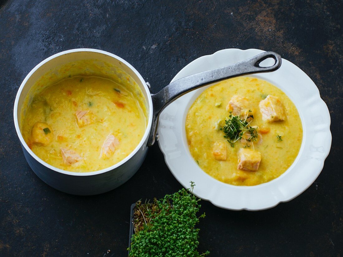 Potato soup with turmeric and salmon
