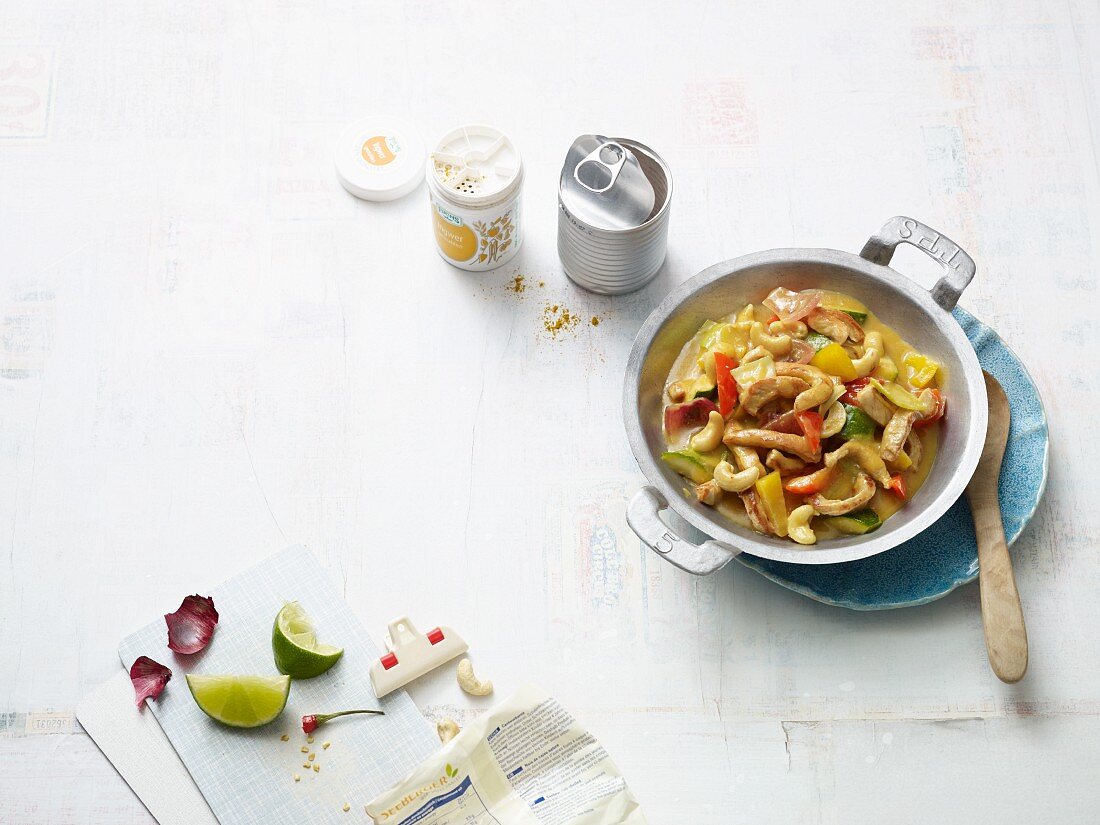 Pork curry with cashew nuts and pineapple (Paleo diet)