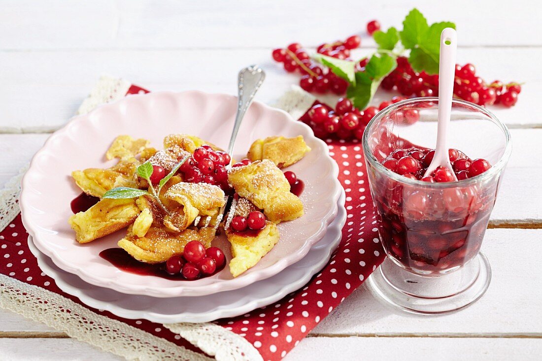 Shredded pancakes with redcurrant compote