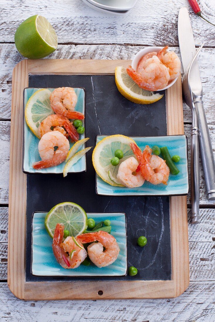 Fried prawns with beans and peas