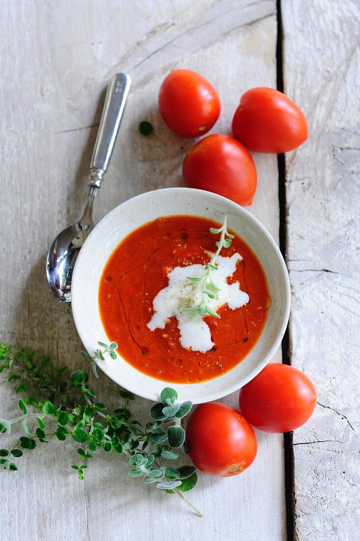 Cream of tomato soup with thyme