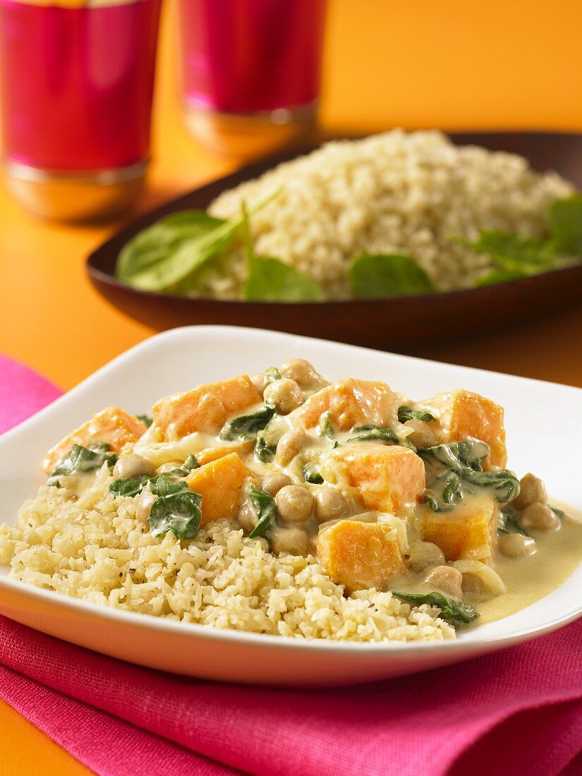 Green Thai curry with rice
