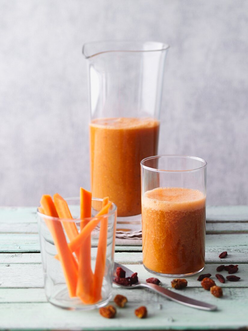 Carrot and physalis smoothie with goji berries and ginger