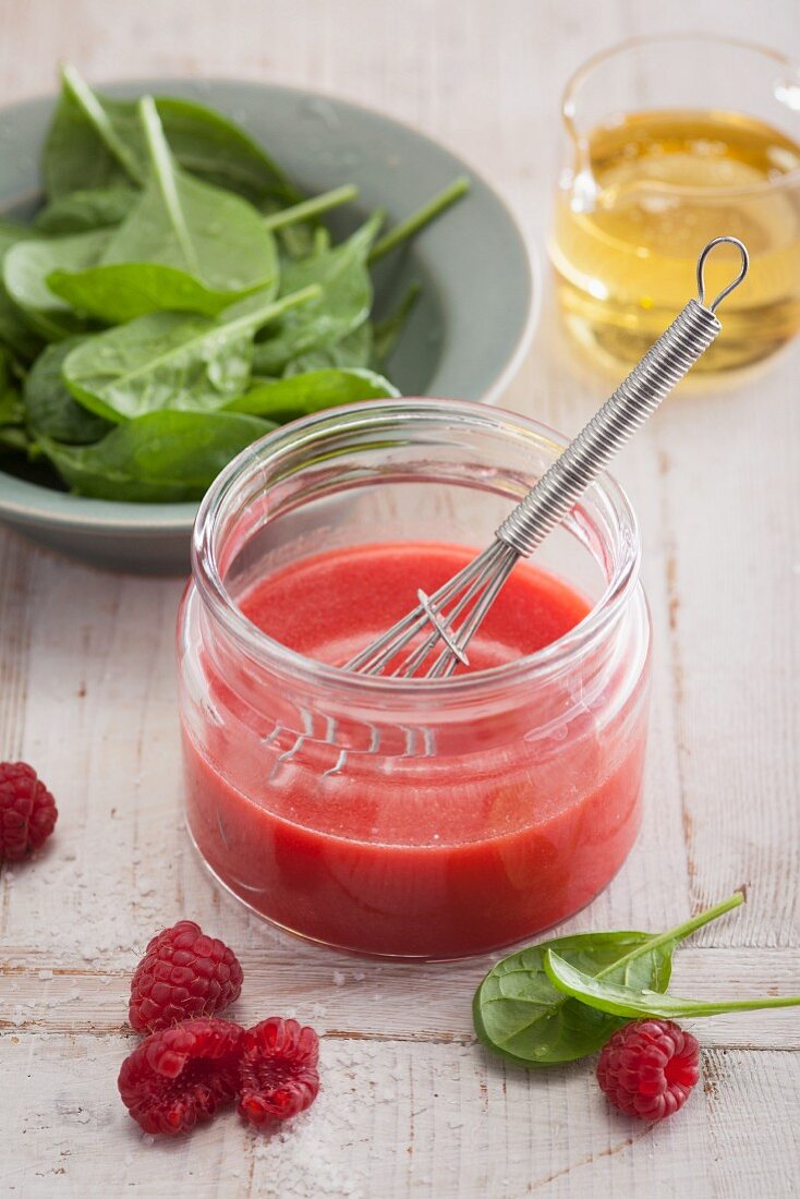 Raspberry dressing with agave syrup