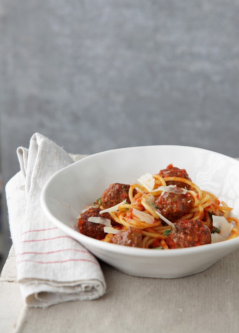 Spaghetti with tomato sauce and meatballs