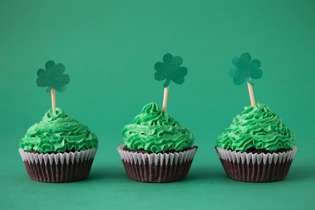 Cupcakes with green buttercream for St Patrick's Day