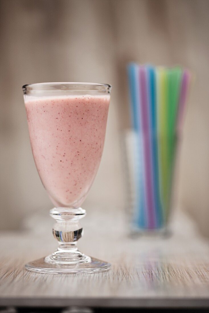 A strawberry smoothie with cayenne pepper