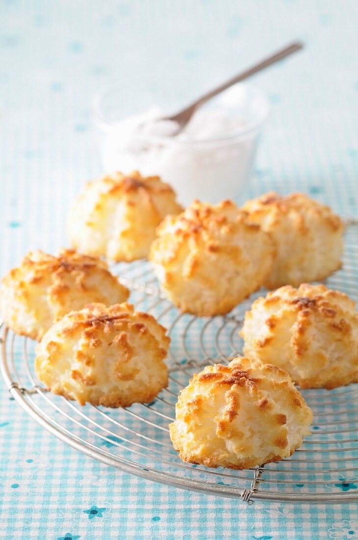 Coconut macaroons on a wire rack