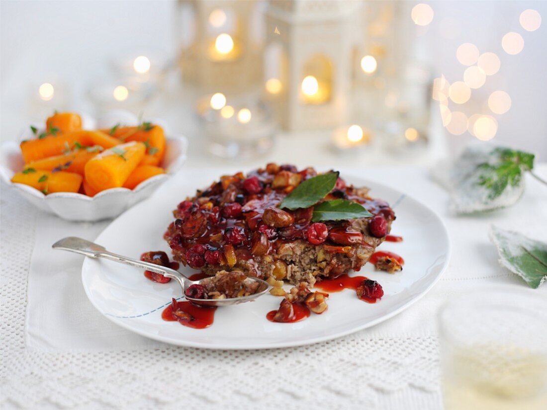 Schweinefleisch-Füllung mit Cranberries zu Weihnachten