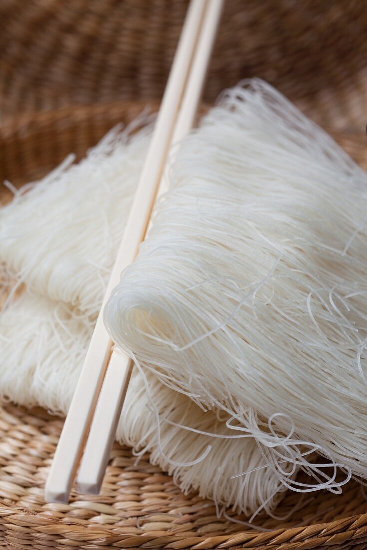Glass noodles in a basket
