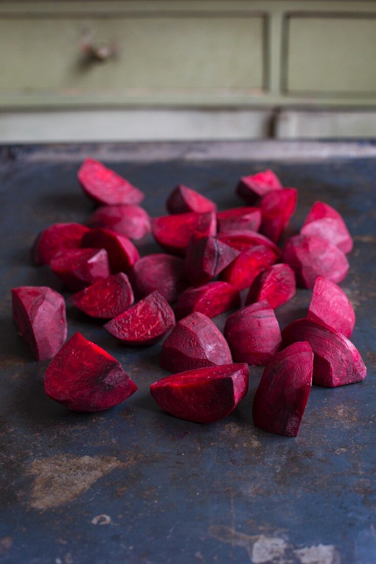 Beetroot, sliced, on a baking tray