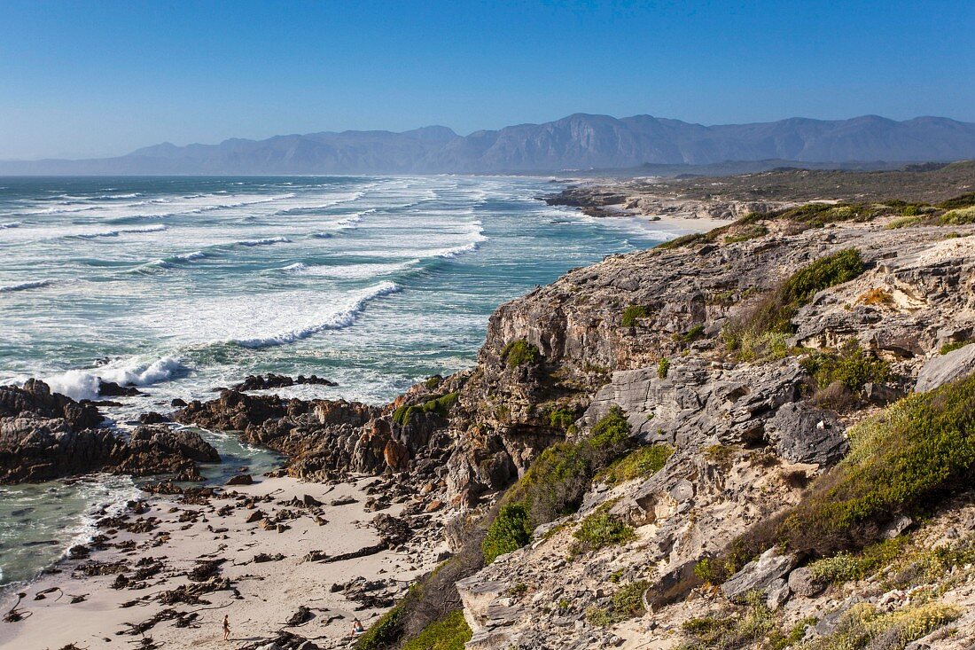 Walker Bay in the Grootbos Nature Reserve (South Africa)