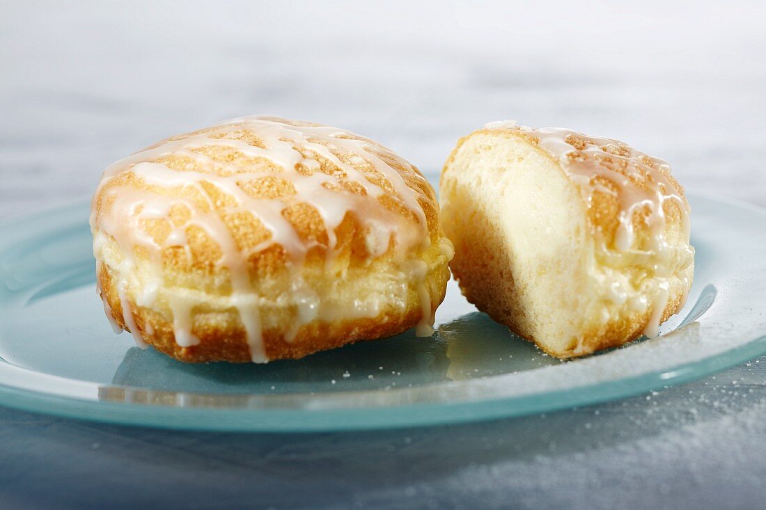 Vanilla doughnuts with icing