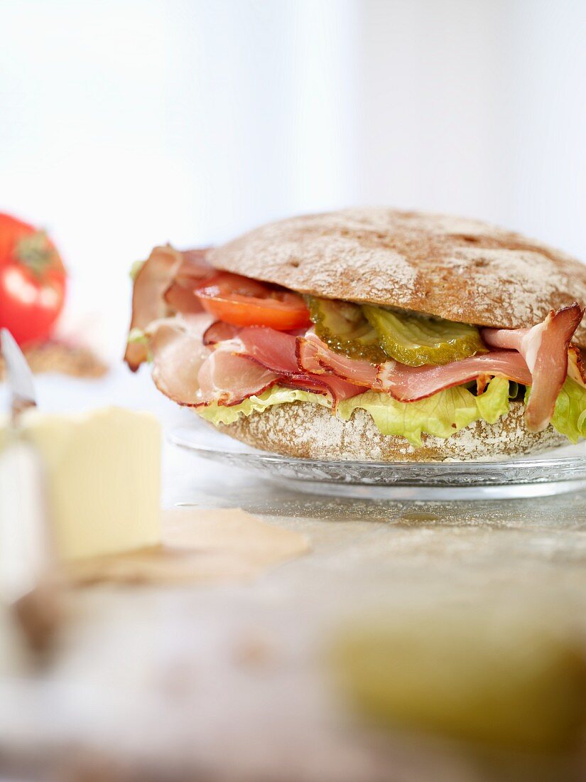 Black Forest ham and gherkins on a Vinschgauer roll (rye-wheat sour dough)