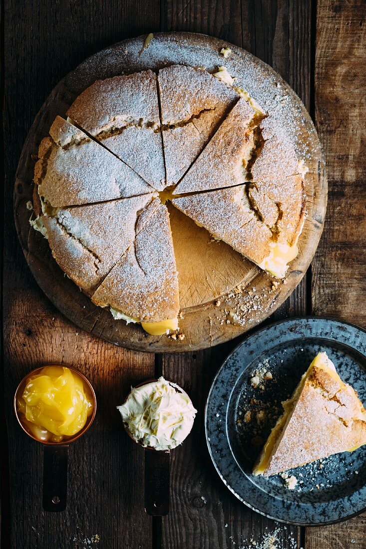 American shortcake with lemon curd and clotted cream