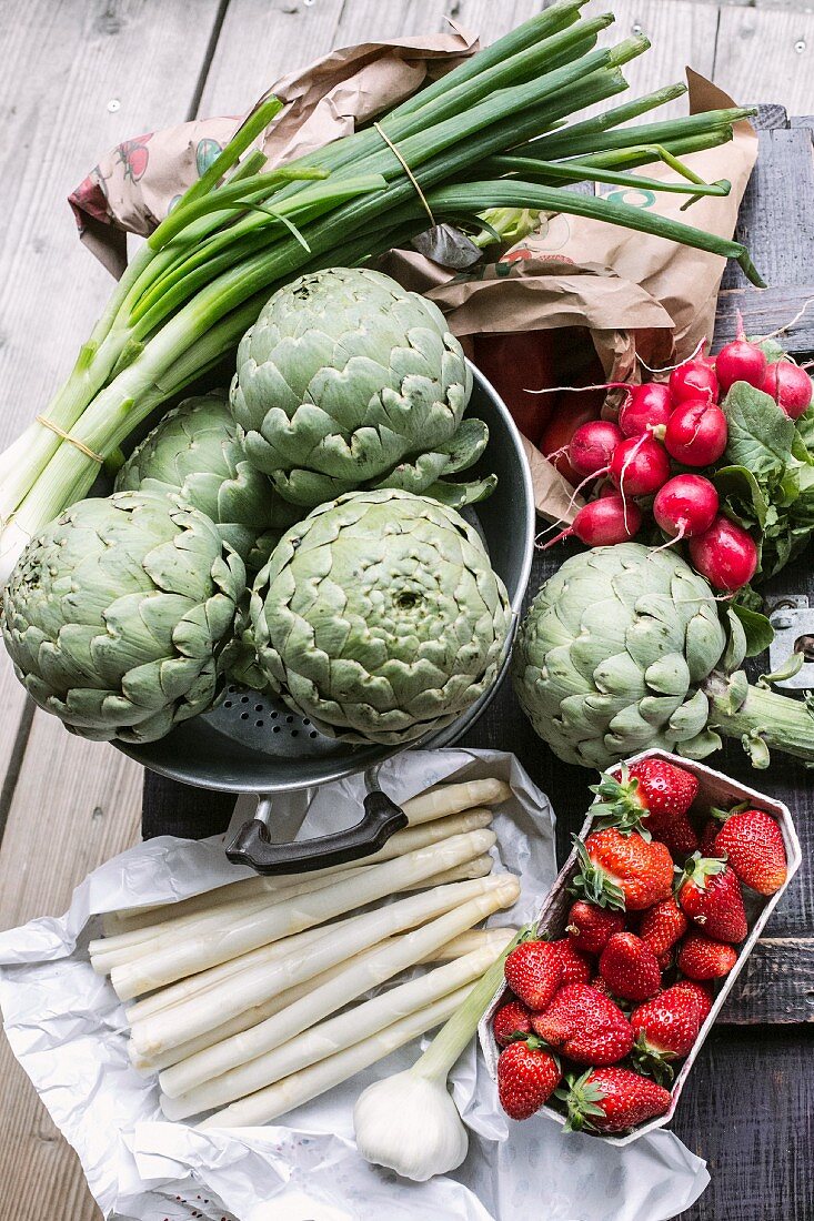 Artichokes, asparagus, strawberries, radishes and spring onions