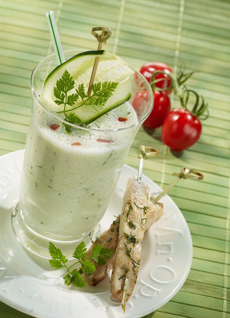 Cucumber drink with stevia and a satay skewers