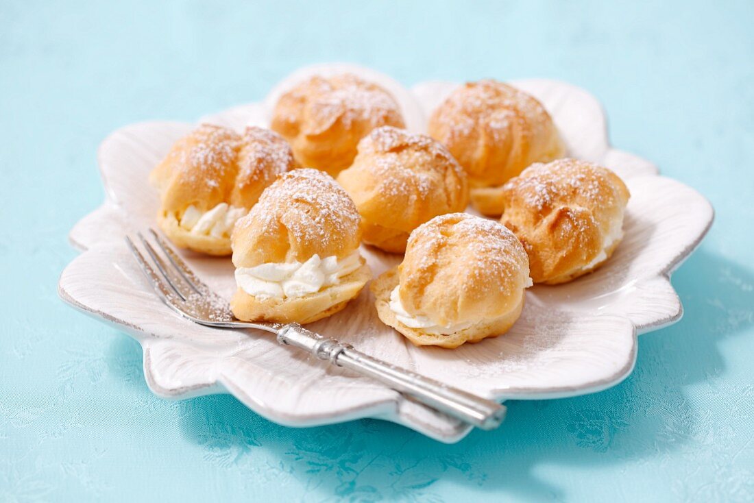 Profiteroles with whipped cream