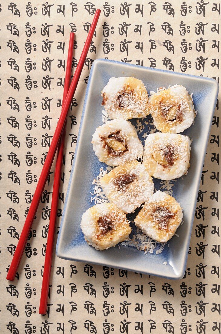 chocolate and banana maki with grated coconut