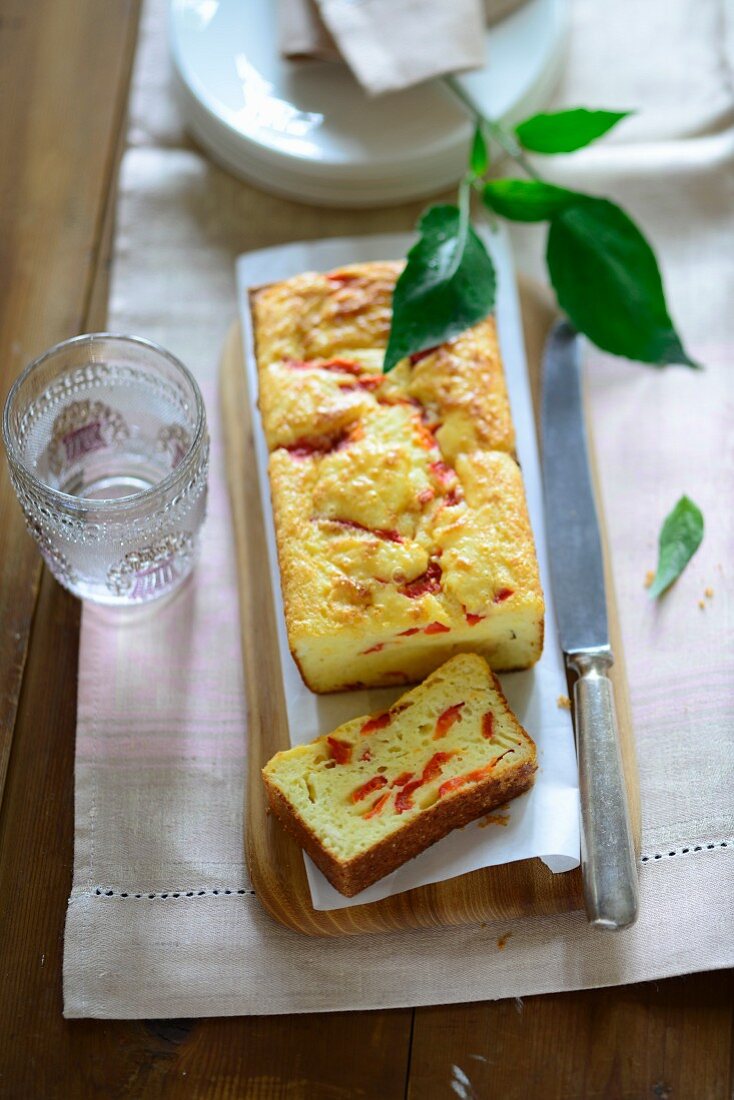 Parmesan cake with smoked peppers