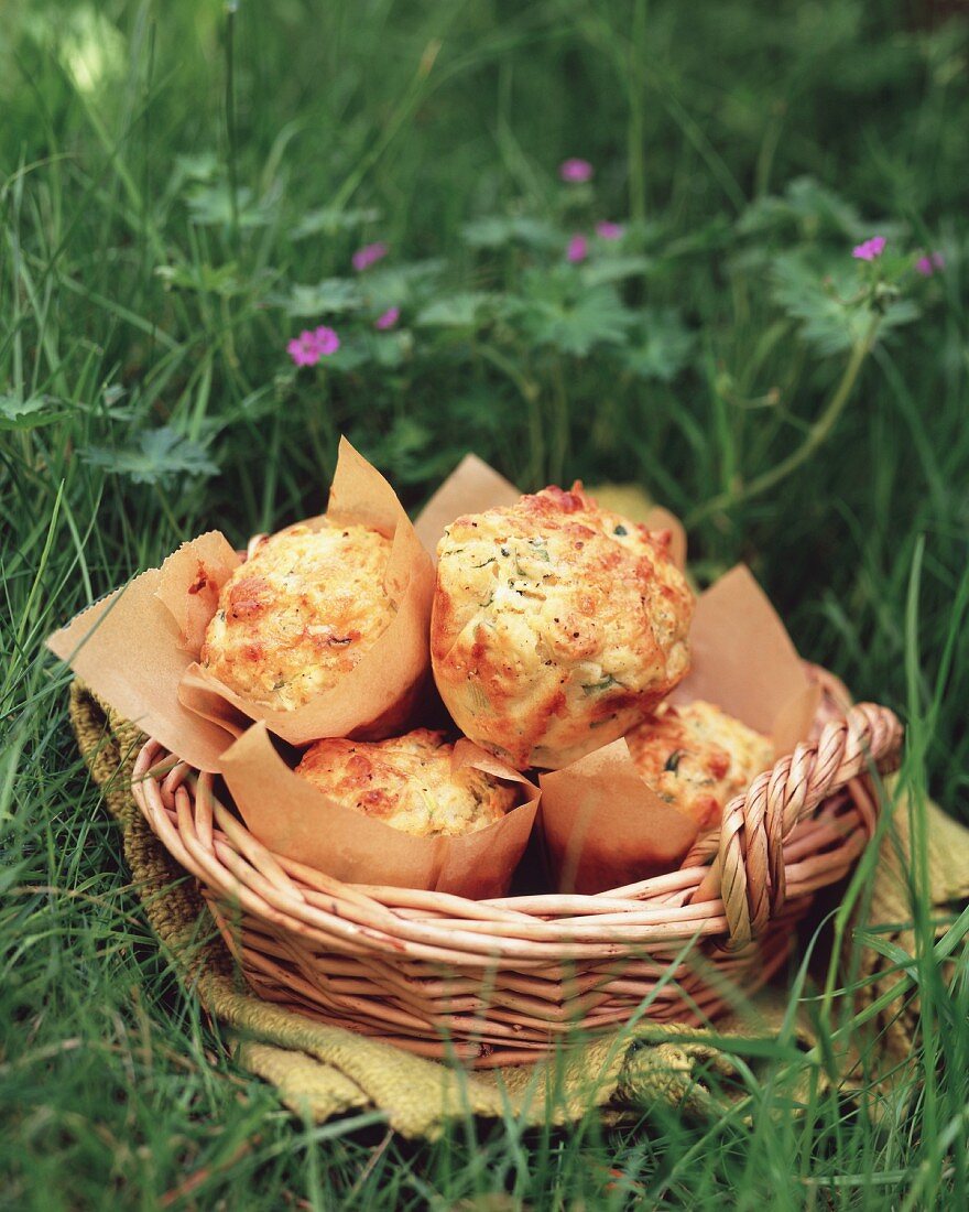 Savoury muffins for a picnic