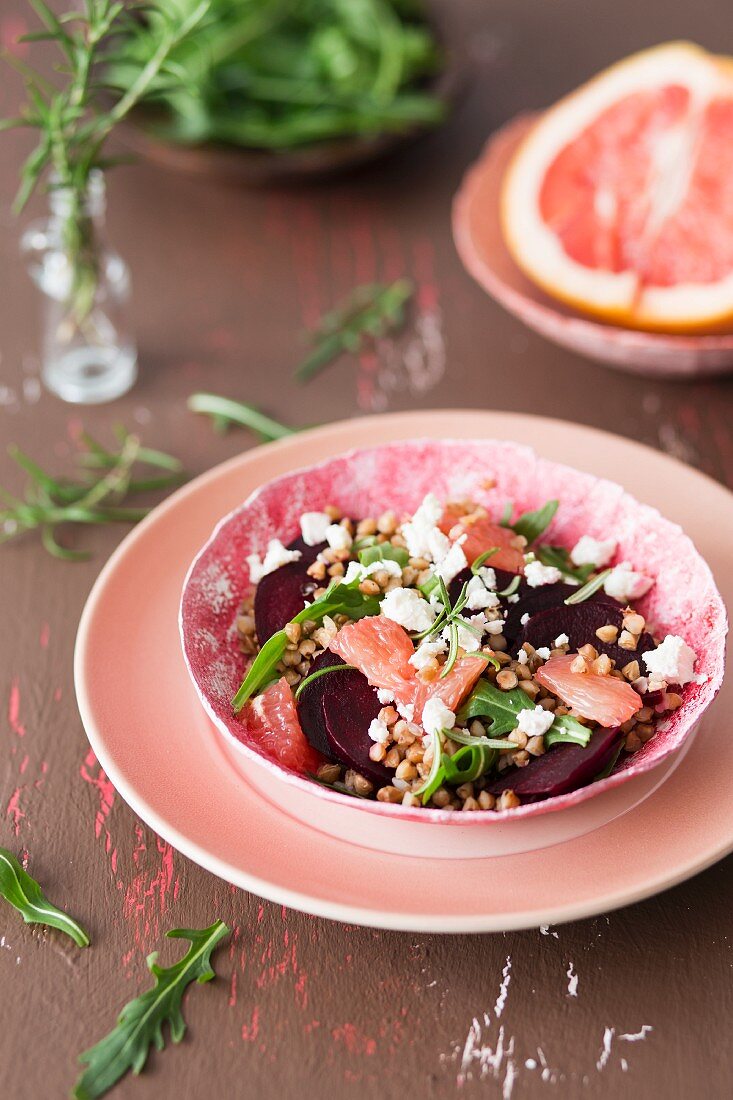 Buckwheat salad with baked beetroot, rockets, grapefruit and feta cheese