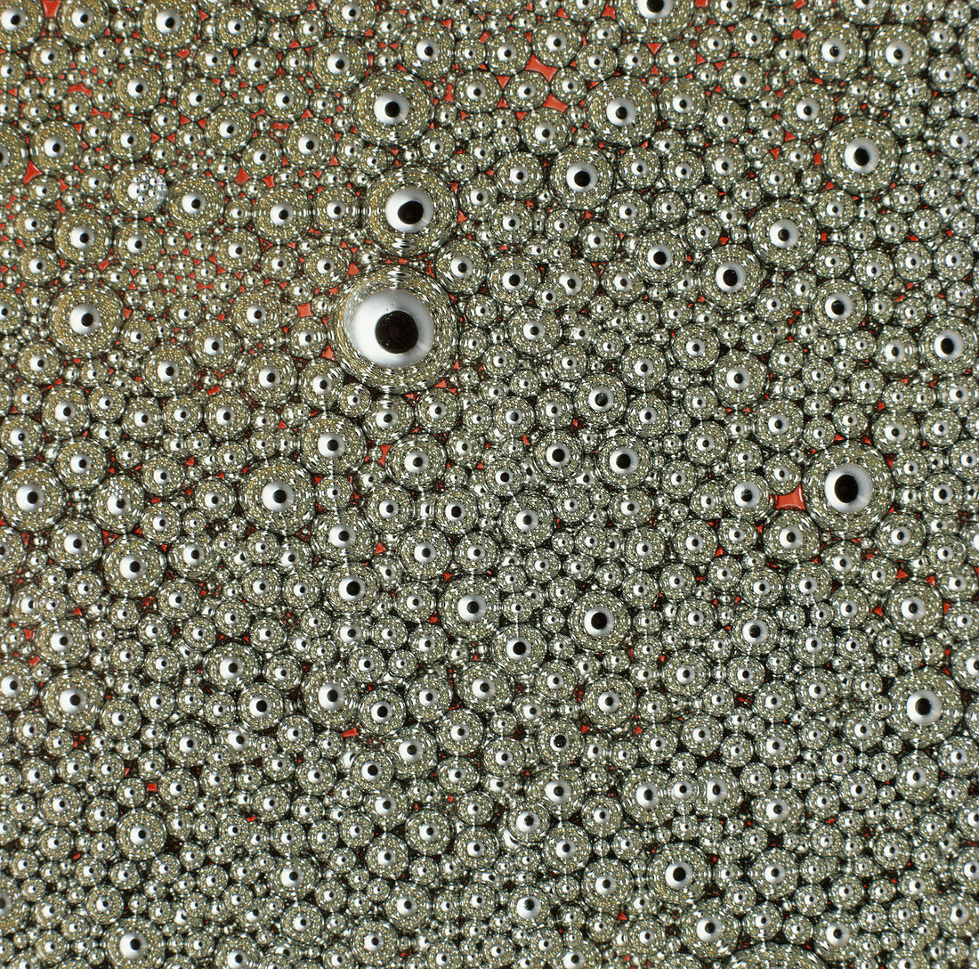 Droplets of mercury in oil