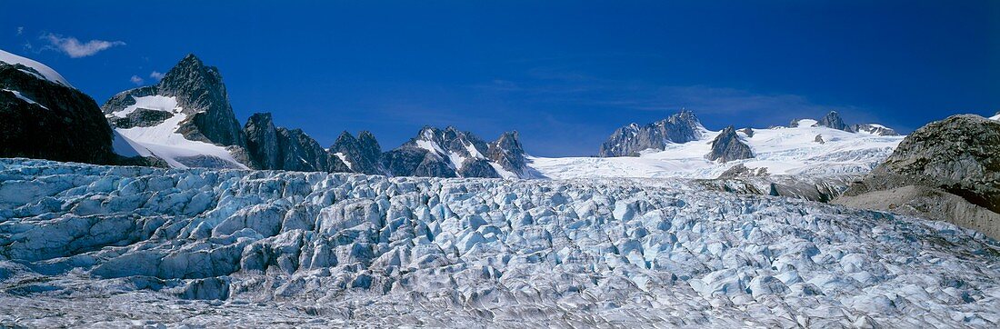 Surface of the Tellot glacier,Canada