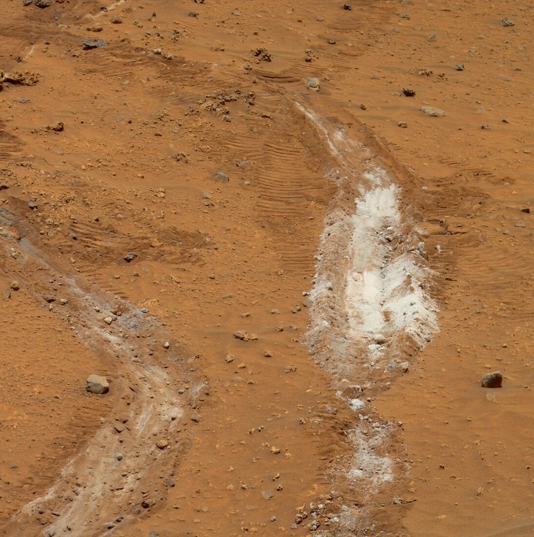 Silica-rich soil on Mars,composite image