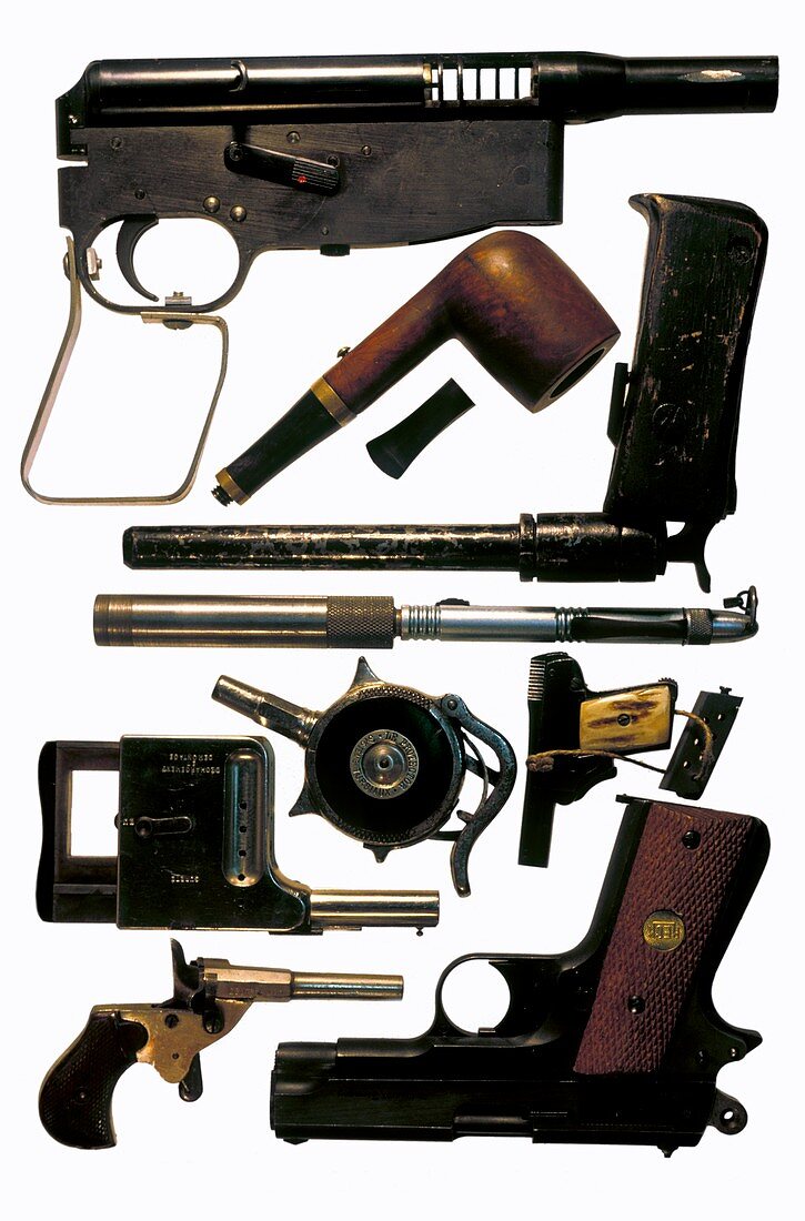 Collection of illegal guns