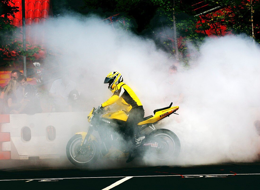 Dave Coates extreme Burnout