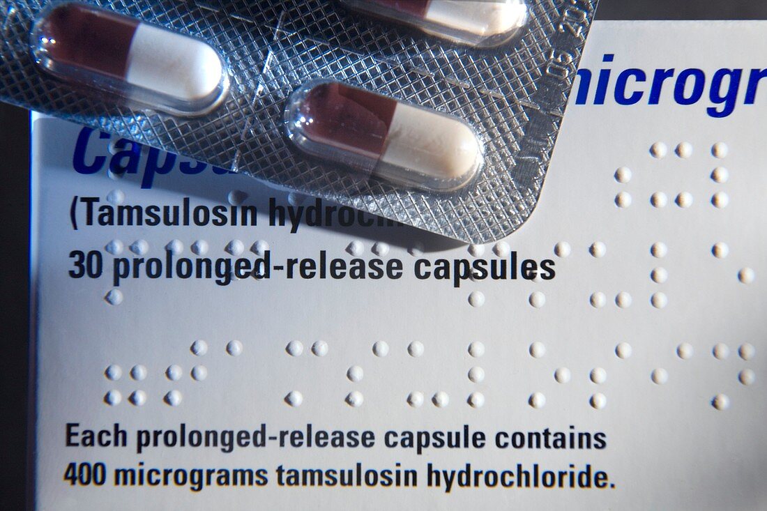Braille markings on drug packet