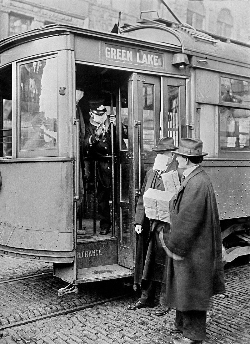 Refusing streetcar passengers,USA,1918