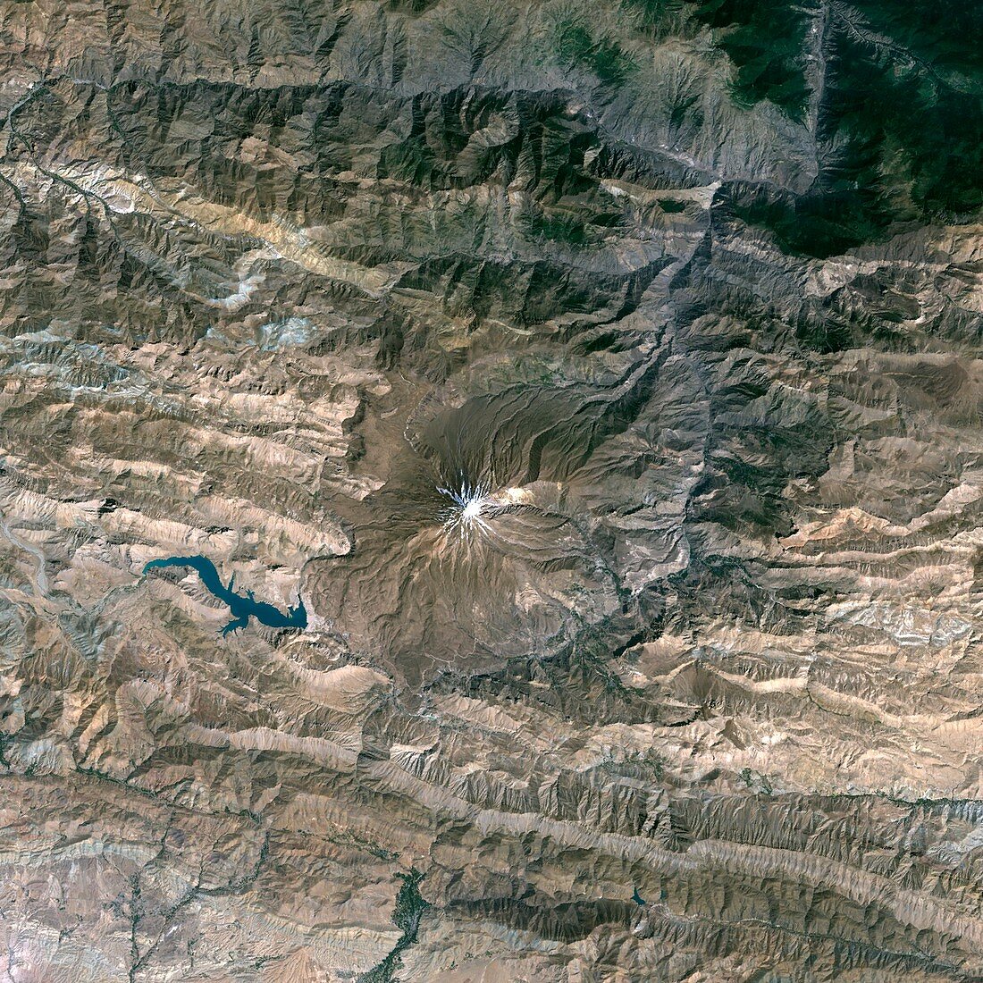 Mount Damavand,satellite image