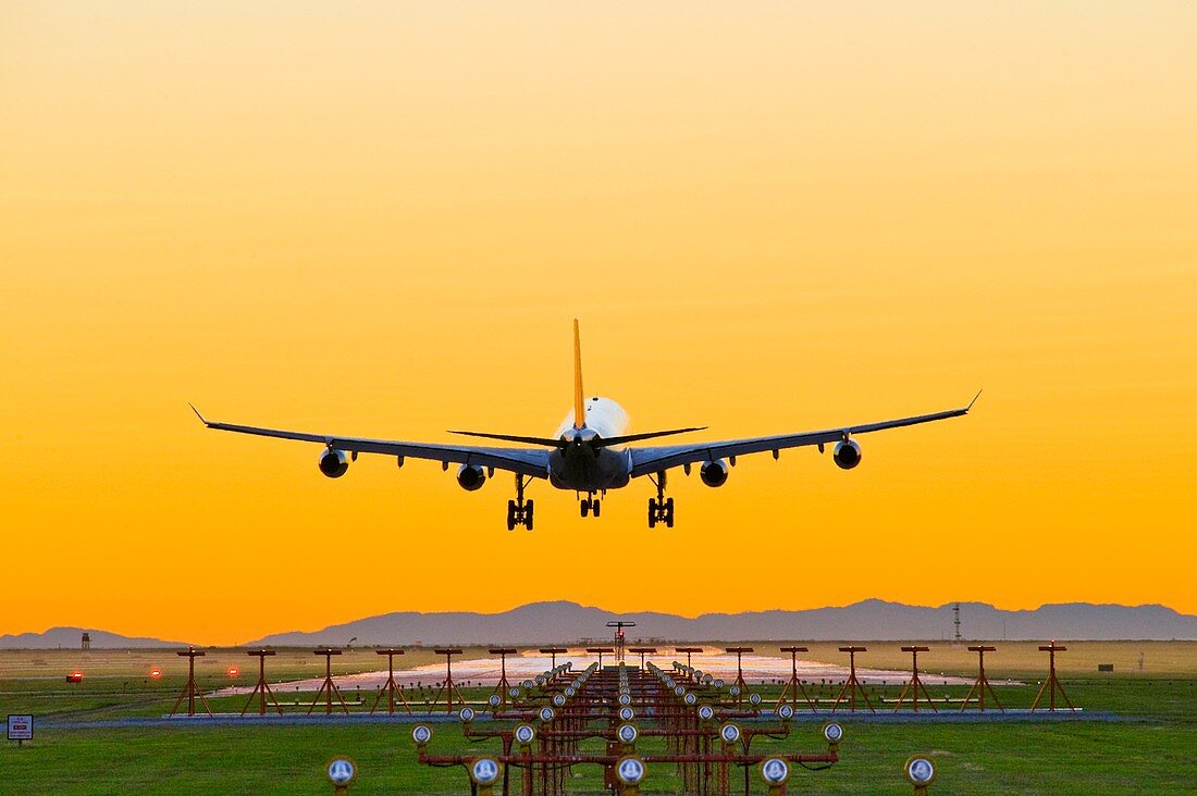 Aeroplane landing,Canada